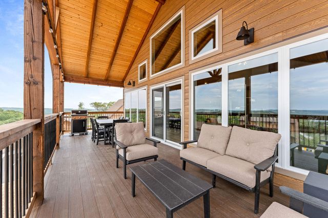 354 Settlers Cove, Kimberling City, MO 65686