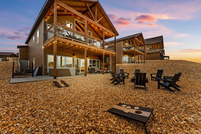 354 Settlers Cove, Kimberling City, MO 65686