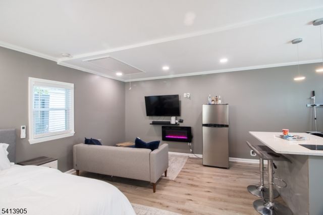 197 Park Pl, Irvington Twp., NJ 07111