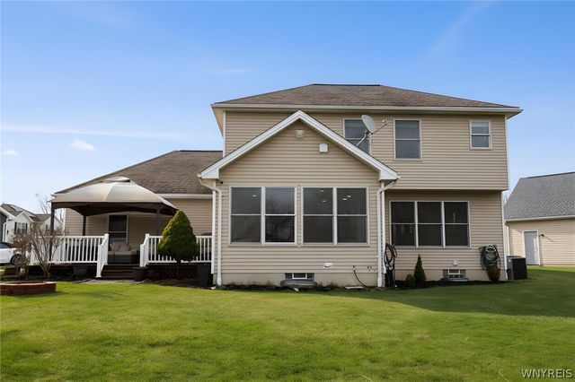 190 Sandpiper Lane, Grand Island, NY 14072