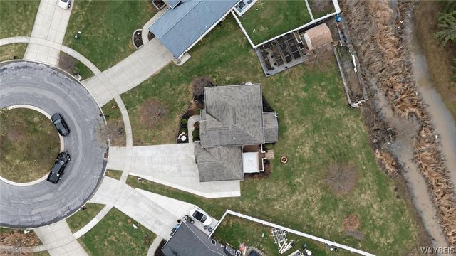 190 Sandpiper Lane, Grand Island, NY 14072