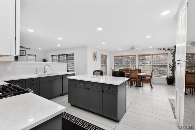 190 Sandpiper Lane, Grand Island, NY 14072