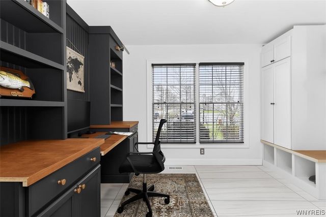 190 Sandpiper Lane, Grand Island, NY 14072