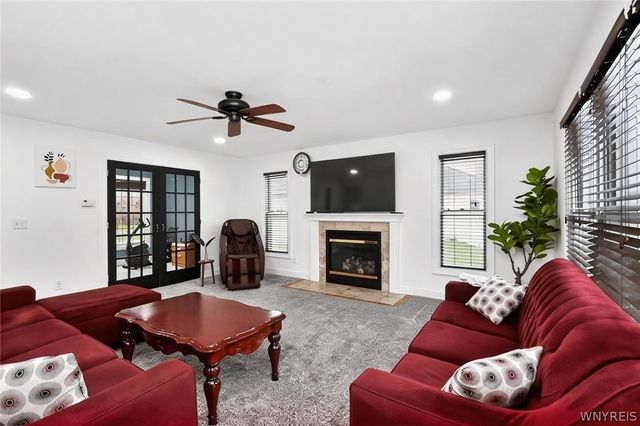 190 Sandpiper Lane, Grand Island, NY 14072