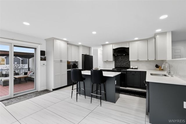 190 Sandpiper Lane, Grand Island, NY 14072