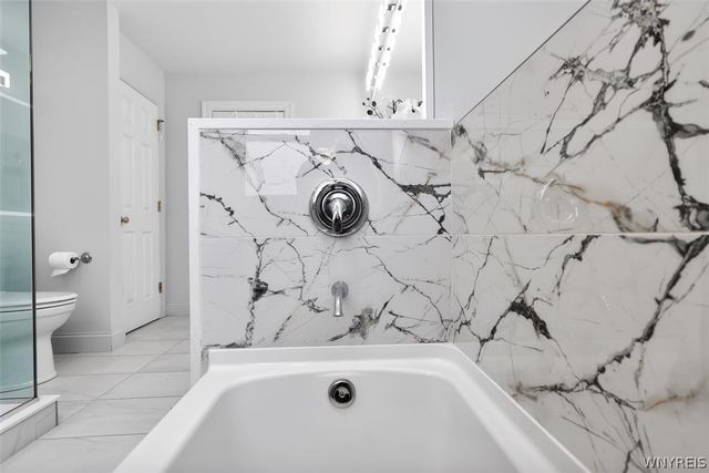 190 Sandpiper Lane, Grand Island, NY 14072