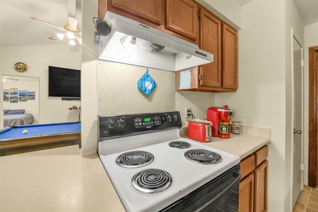9927 Jademont Lane, Houston, TX 77070