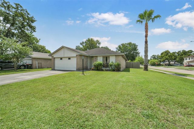 9927 Jademont Lane, Houston, TX 77070