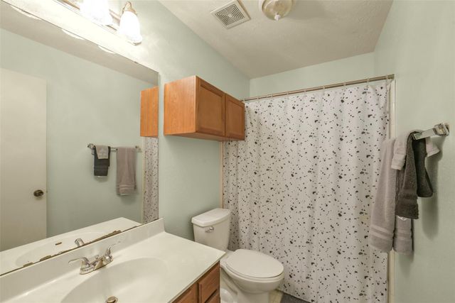 9927 Jademont Lane, Houston, TX 77070