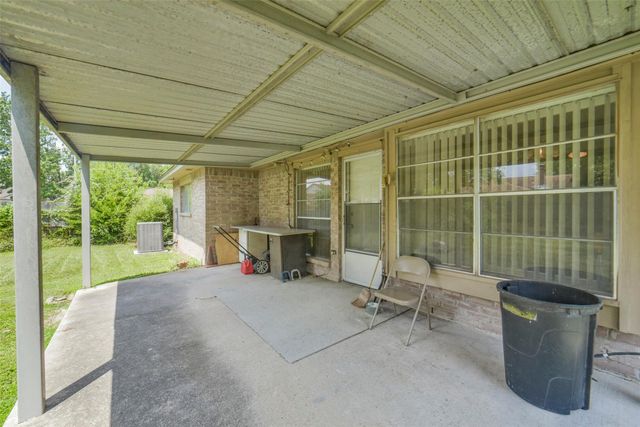 9927 Jademont Lane, Houston, TX 77070