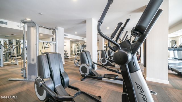 2511 W QUEEN CREEK Road 132, Chandler, AZ 85248