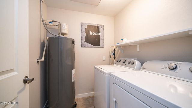 2511 W QUEEN CREEK Road 132, Chandler, AZ 85248