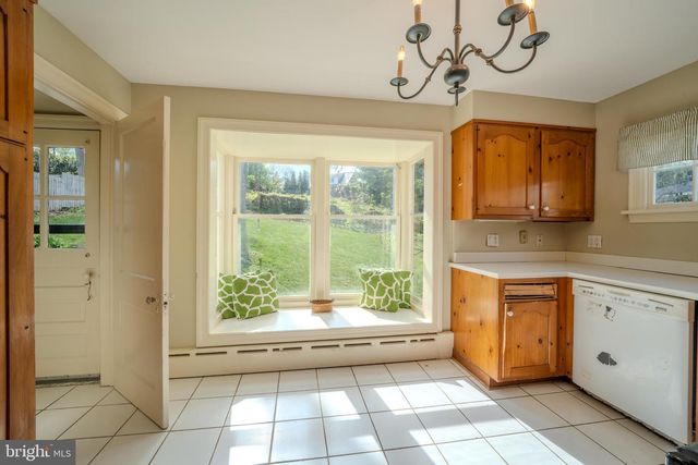 612 BROOKSIDE AVE, Wayne, PA 19087