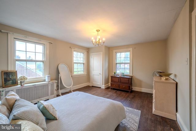 612 BROOKSIDE AVE, Wayne, PA 19087