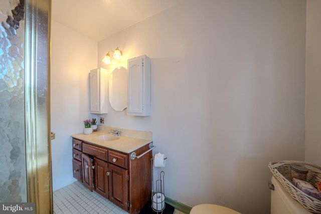 612 BROOKSIDE AVE, Wayne, PA 19087