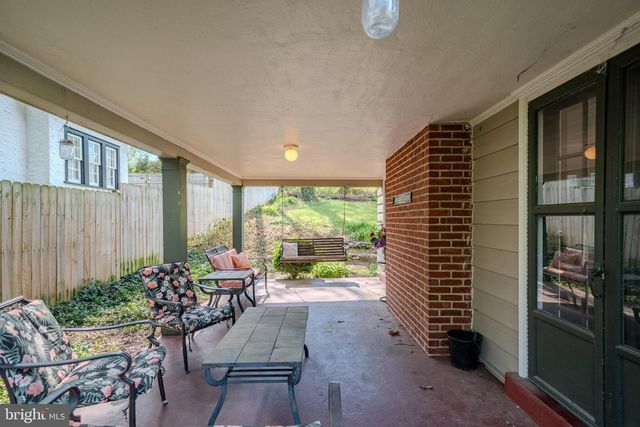 612 BROOKSIDE AVE, Wayne, PA 19087