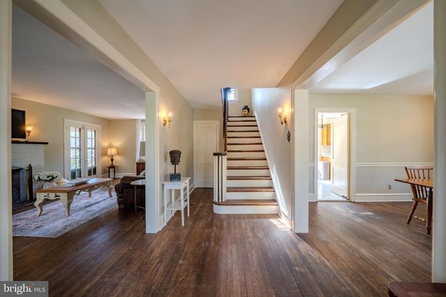 612 BROOKSIDE AVE, Wayne, PA 19087