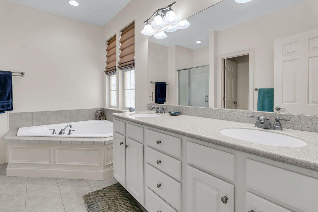 Image 20 of property listing at 4791 Stono Links Drive, Hollywood, SC 29449