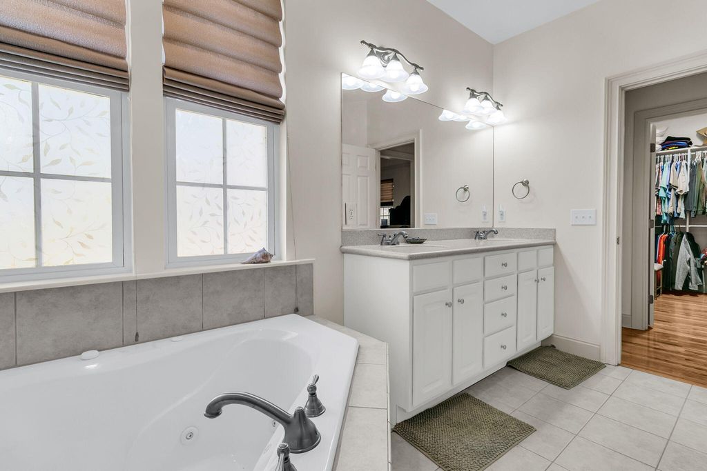 Image 21 of property listing at 4791 Stono Links Drive, Hollywood, SC 29449