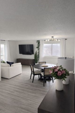 200 Cove Way 720, Quincy, MA 02169