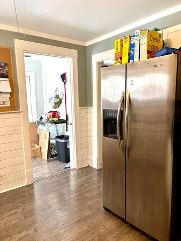 610 E Maple Avenue, La Porte, IN 46350