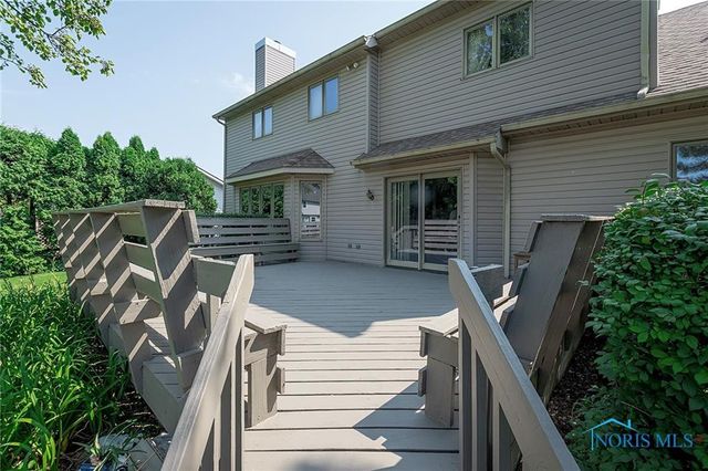 26951 Ottekee Drive, Perrysburg, OH 43551