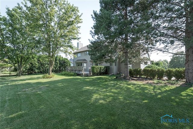 26951 Ottekee Drive, Perrysburg, OH 43551