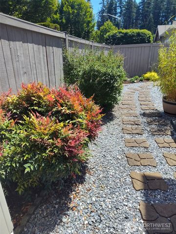 22931 SE 240th Place, Maple Valley, WA 98038