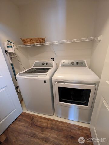 22931 SE 240th Place, Maple Valley, WA 98038