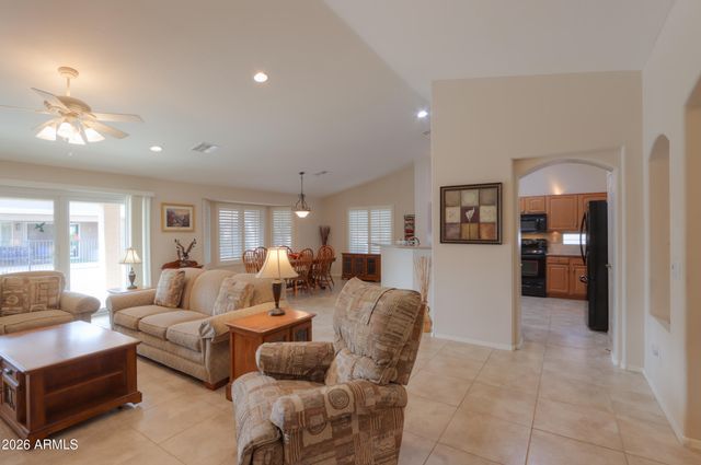 137 S LOS CIELOS Lane, Casa Grande, AZ 85194