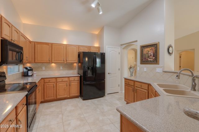 137 S LOS CIELOS Lane, Casa Grande, AZ 85194