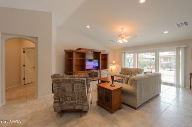 137 S LOS CIELOS Lane, Casa Grande, AZ 85194