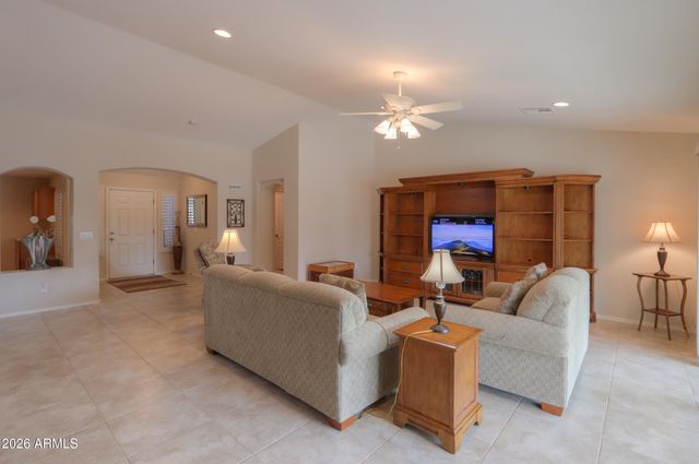 137 S LOS CIELOS Lane, Casa Grande, AZ 85194