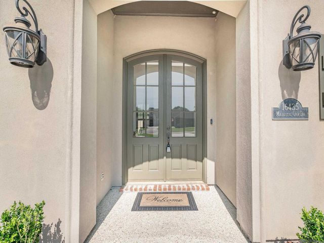 16435 Majestic Oak Dr, Prairieville, LA 70769