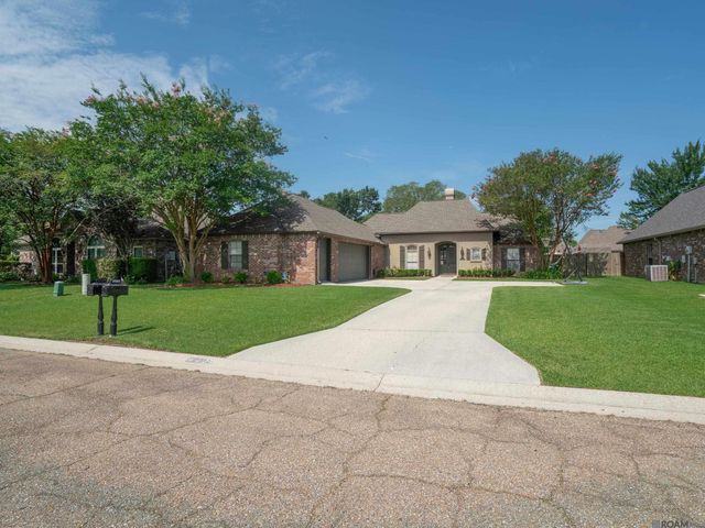 16435 Majestic Oak Dr, Prairieville, LA 70769
