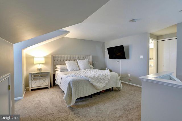 14368 GRINGSBY CT, Centreville, VA 20120