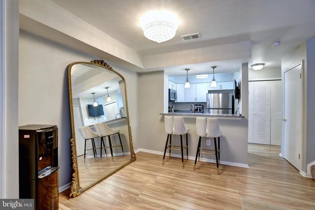 14368 GRINGSBY CT, Centreville, VA 20120