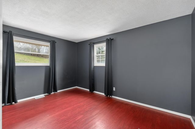 20 Elmwood Circle, Alexandria, KY 41001