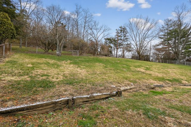 20 Elmwood Circle, Alexandria, KY 41001