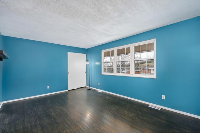 20 Elmwood Circle, Alexandria, KY 41001