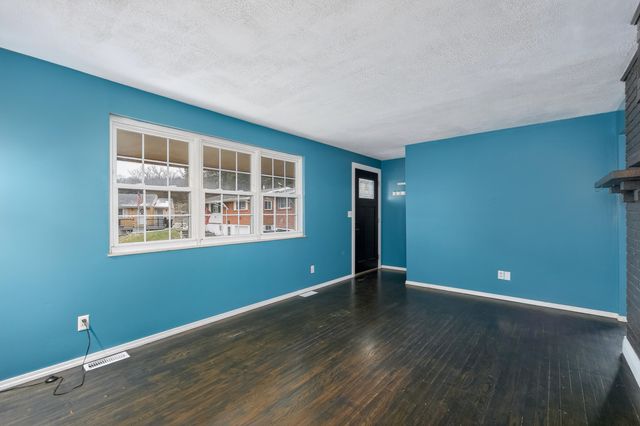 20 Elmwood Circle, Alexandria, KY 41001