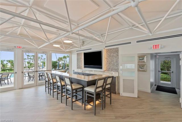 4251 Gulf Shore BLVD N # 6A, Naples, FL 34103