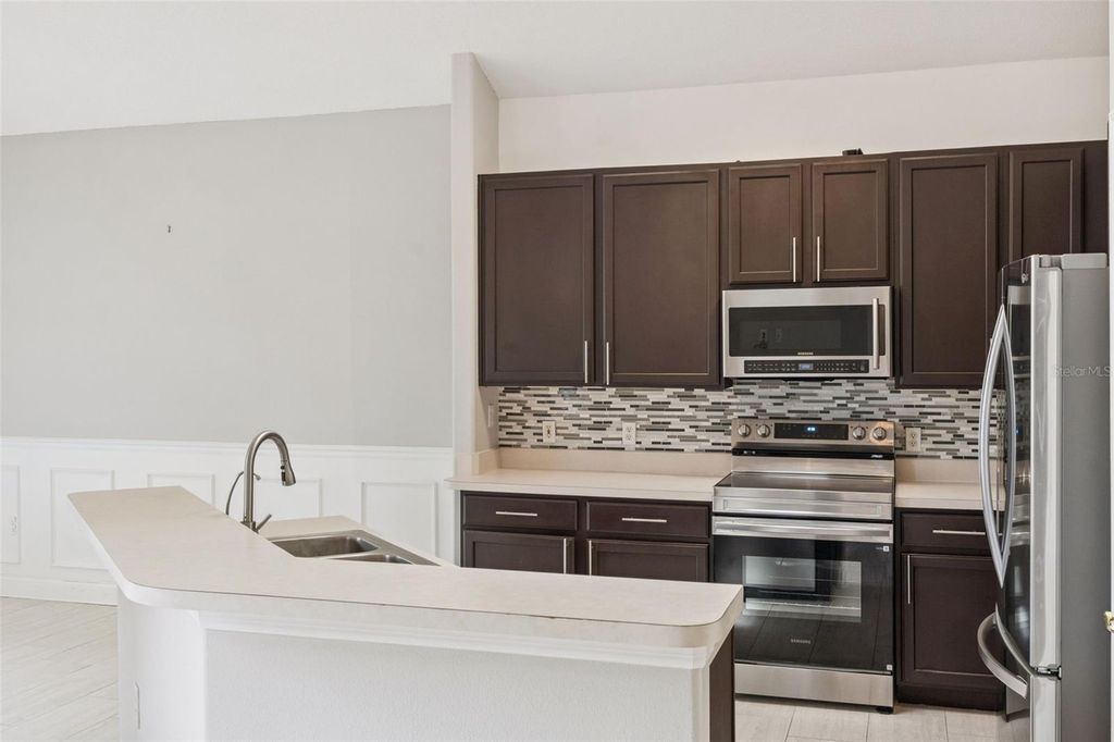 Image 15 of property listing at 1775 NESTLEWOOD TRAIL, Orlando, FL 32837