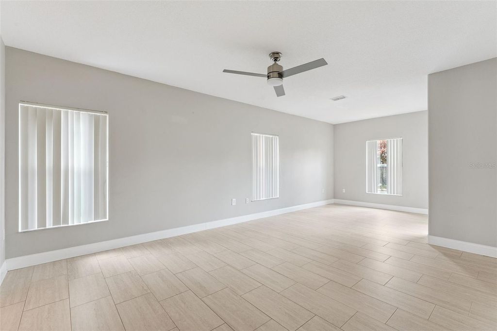 Image 22 of property listing at 1775 NESTLEWOOD TRAIL, Orlando, FL 32837