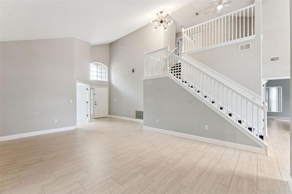 Image 8 of property listing at 1775 NESTLEWOOD TRAIL, Orlando, FL 32837