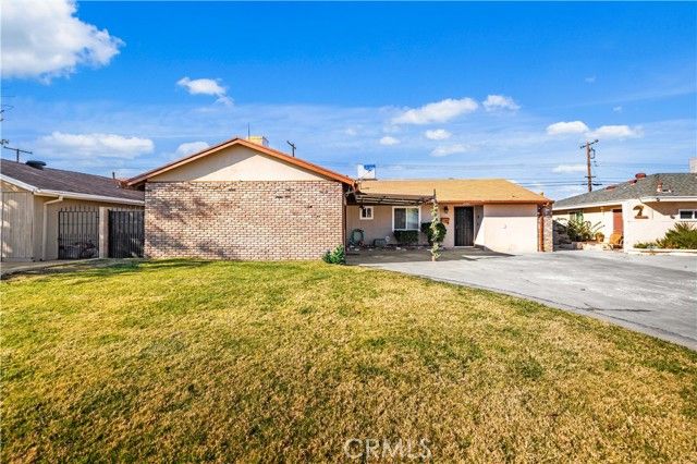 45461 3rd, Lancaster, CA 93535