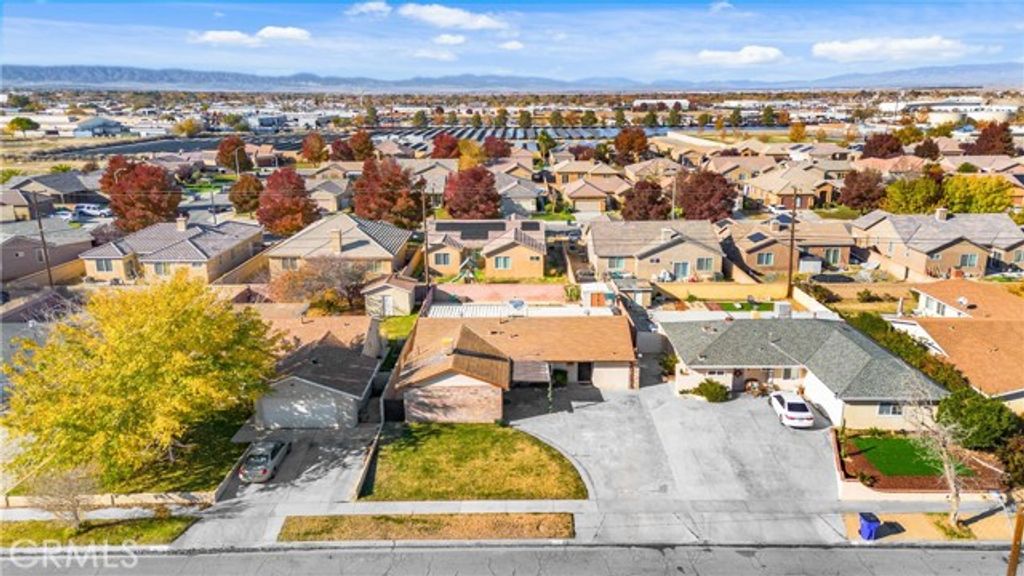 45461 3rd, Lancaster, CA 93535