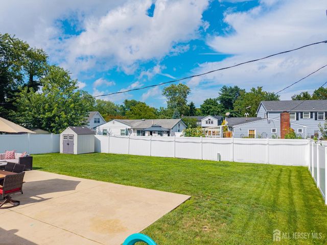 164 Idlebrook Lane, Aberdeen, NJ 07747