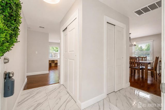 164 Idlebrook Lane, Aberdeen, NJ 07747