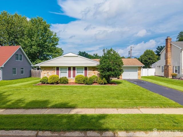 164 Idlebrook Lane, Aberdeen, NJ 07747